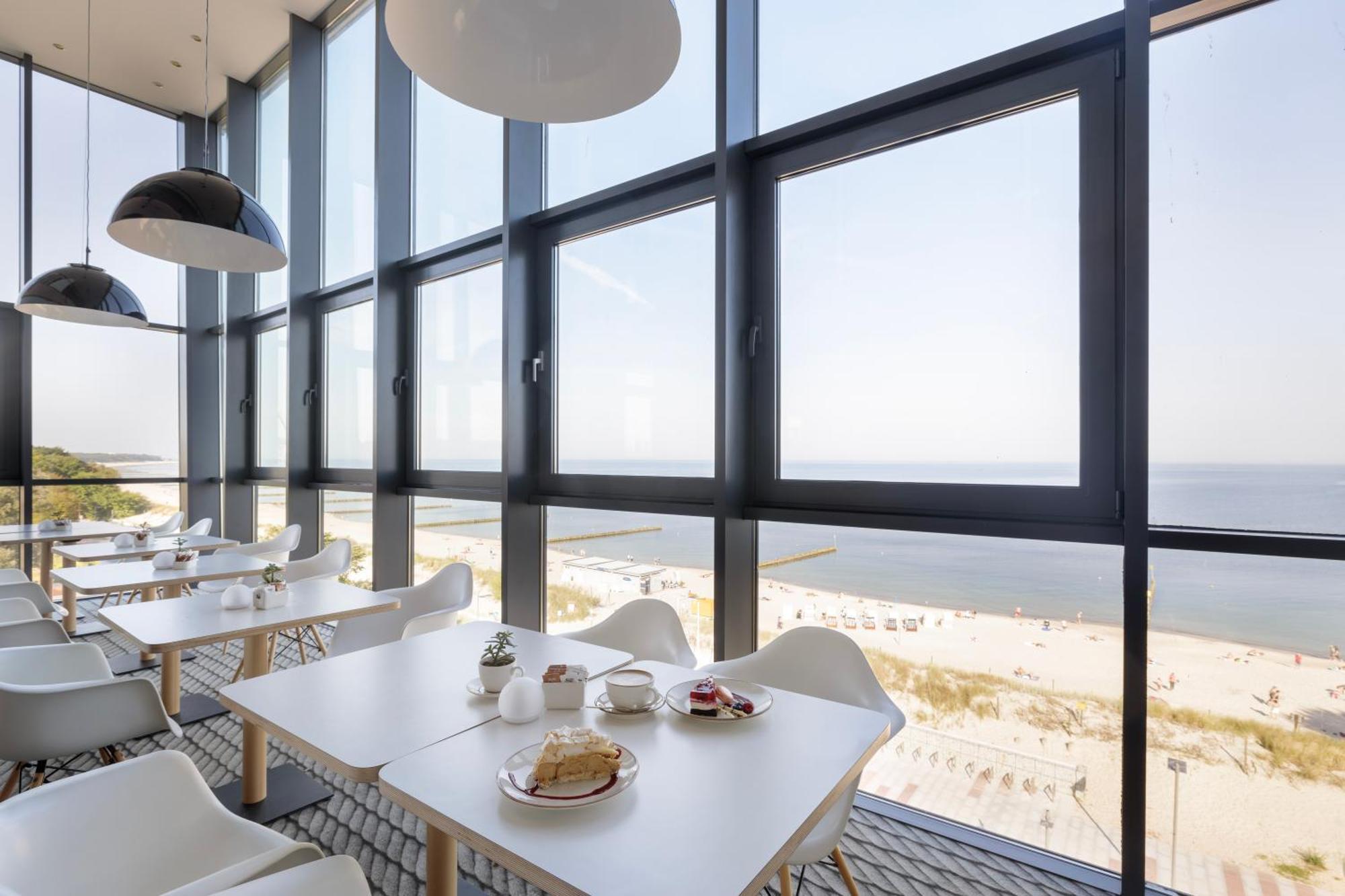 Ultra Marine By Zdrojowa Hotel Kołobrzeg Kültér fotó
