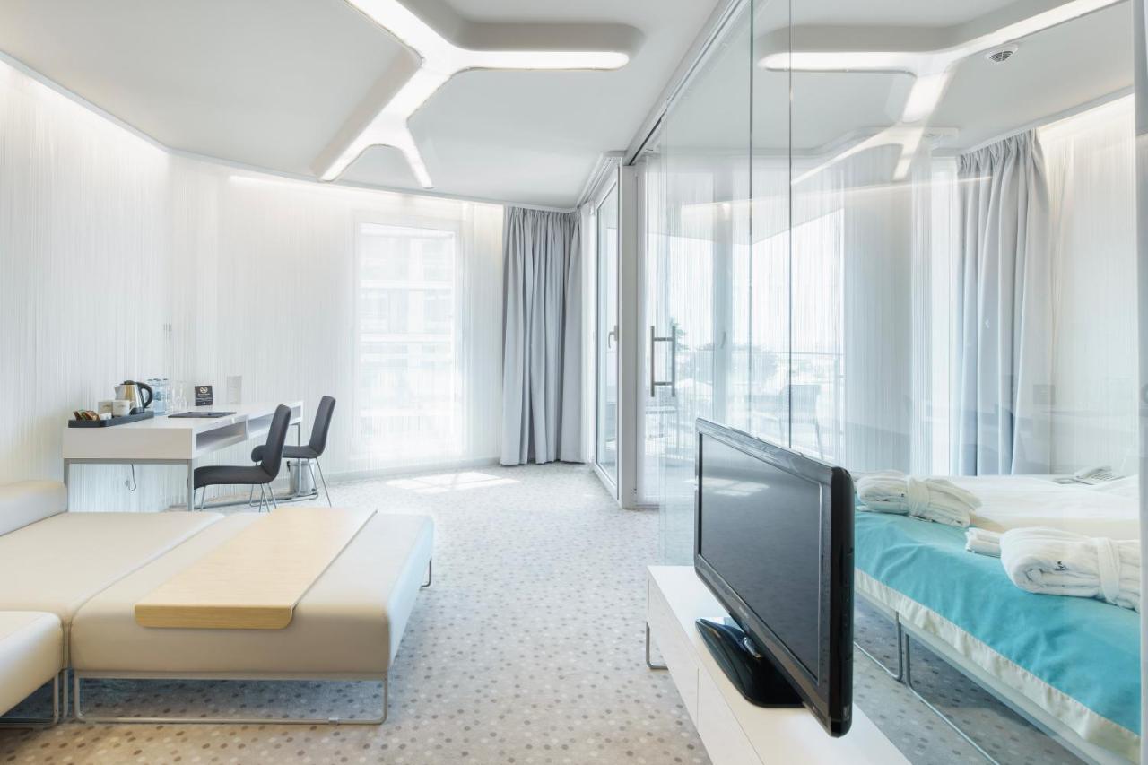 Ultra Marine By Zdrojowa Hotel Kołobrzeg Kültér fotó